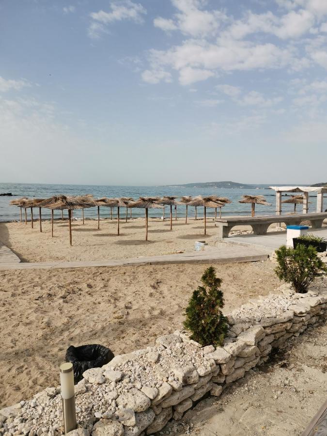 Guest House Katina Balchik Bagian luar foto