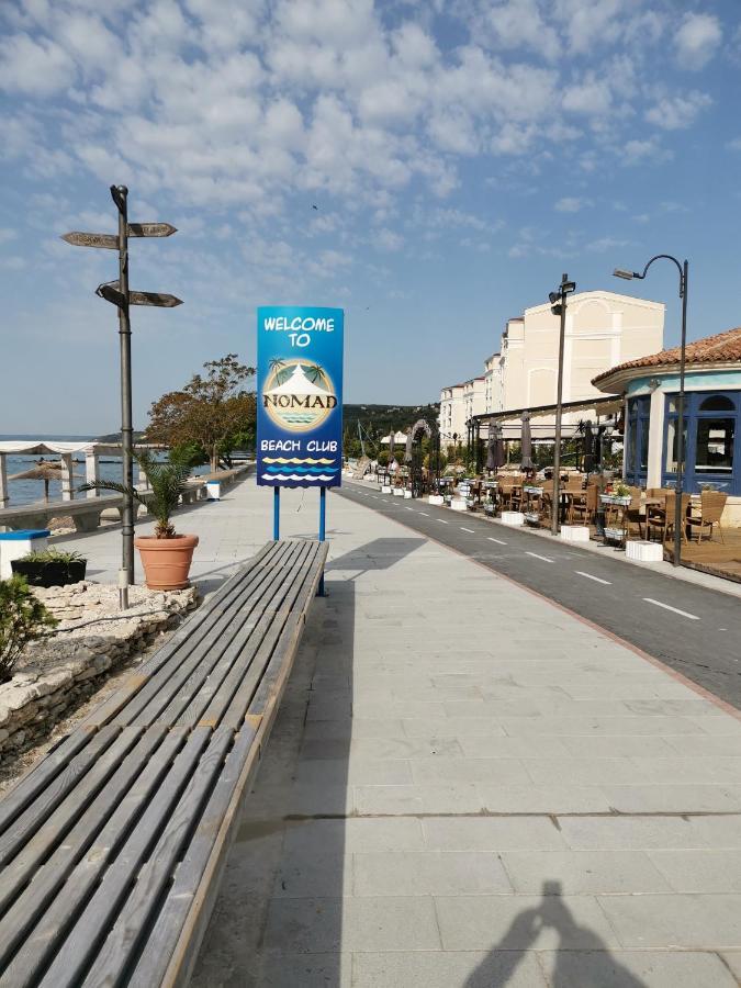 Guest House Katina Balchik Bagian luar foto