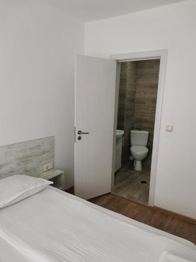 Guest House Katina Balchik Bagian luar foto
