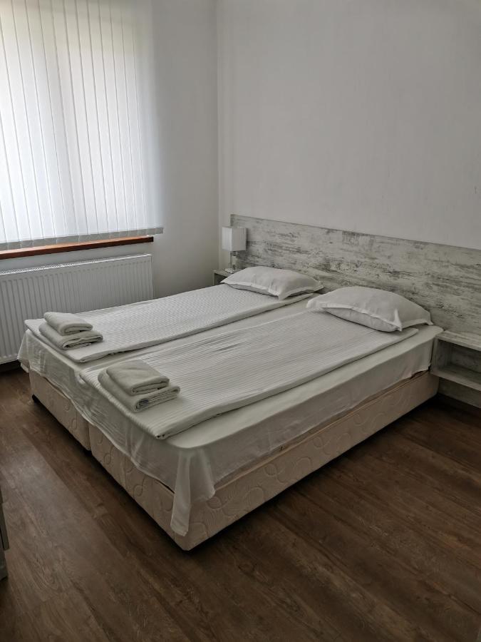 Guest House Katina Balchik Bagian luar foto