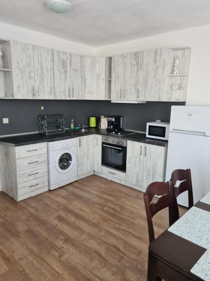 Guest House Katina Balchik Bagian luar foto