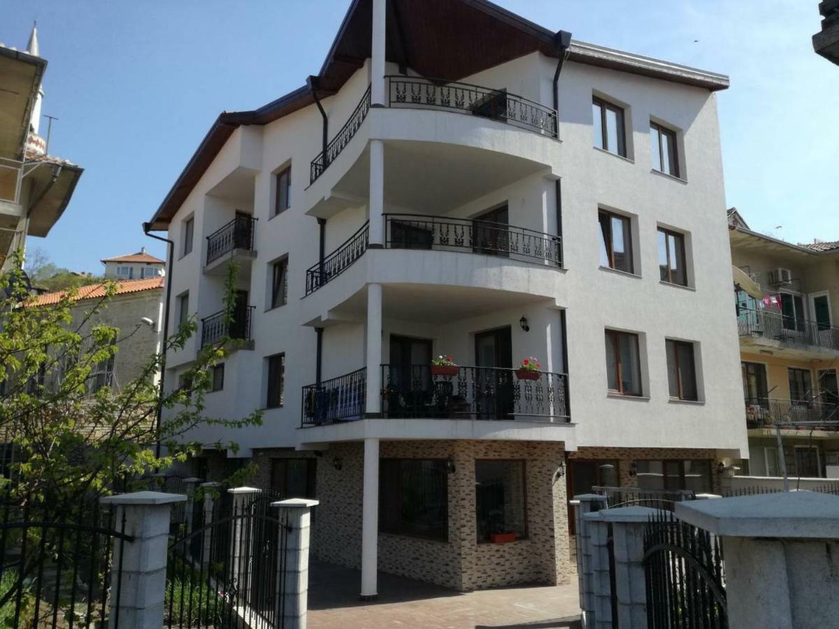 Guest House Katina Balchik Bagian luar foto