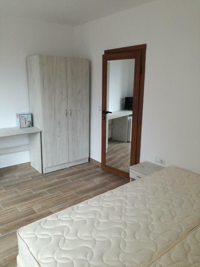 Guest House Katina Balchik Bagian luar foto